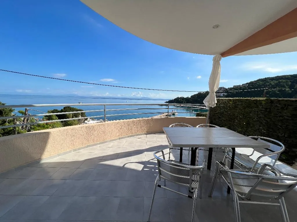 APARTMENT SUPERIOR Room, Harbour View, Kalamata