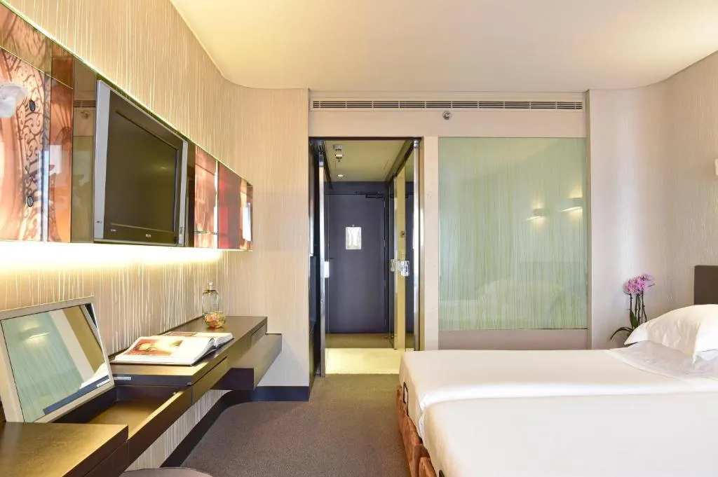 TWIN DELUXE Room, Porto Palacio by The Editory, Porto
