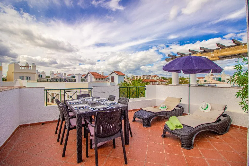 APARTMENT THREE BEDROOMS Room, Old Village & Prestige, Algarve