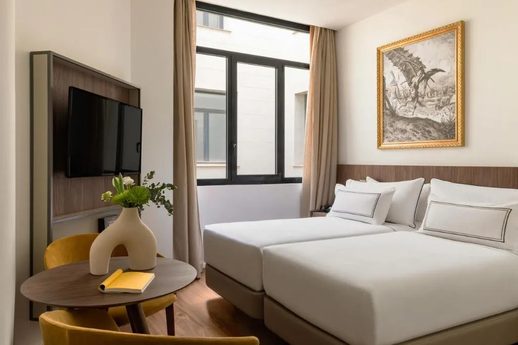 Room, Casa de las Artes, member of Melia Collection, Madrid