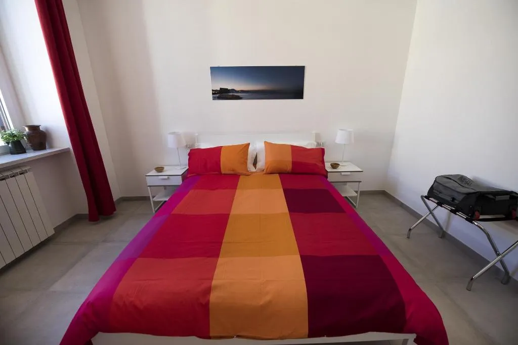Room, Aperture B&B, Naples