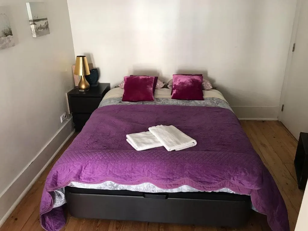 Room, Happy @ Chiado, Lisbon