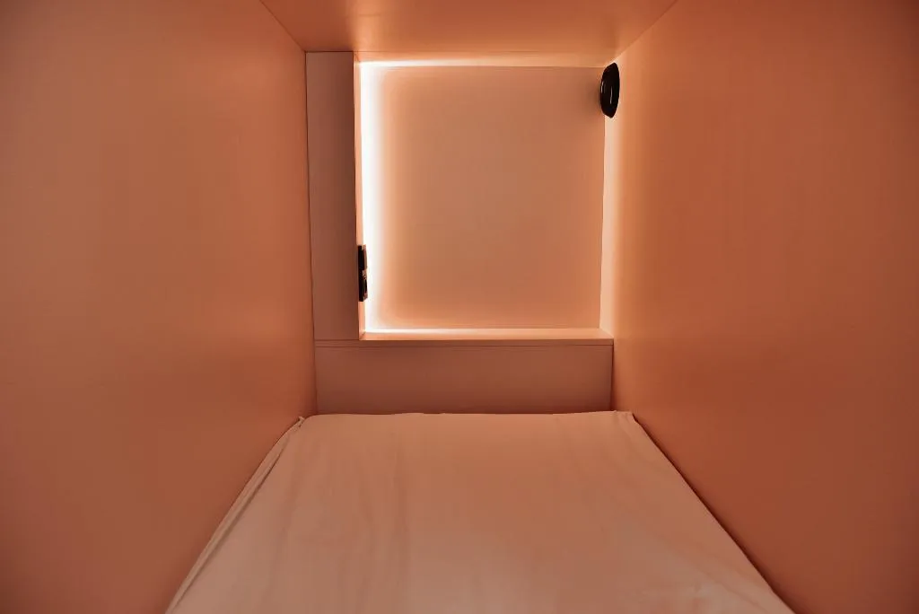 Room, Durty Nelly's Inn, Amsterdam