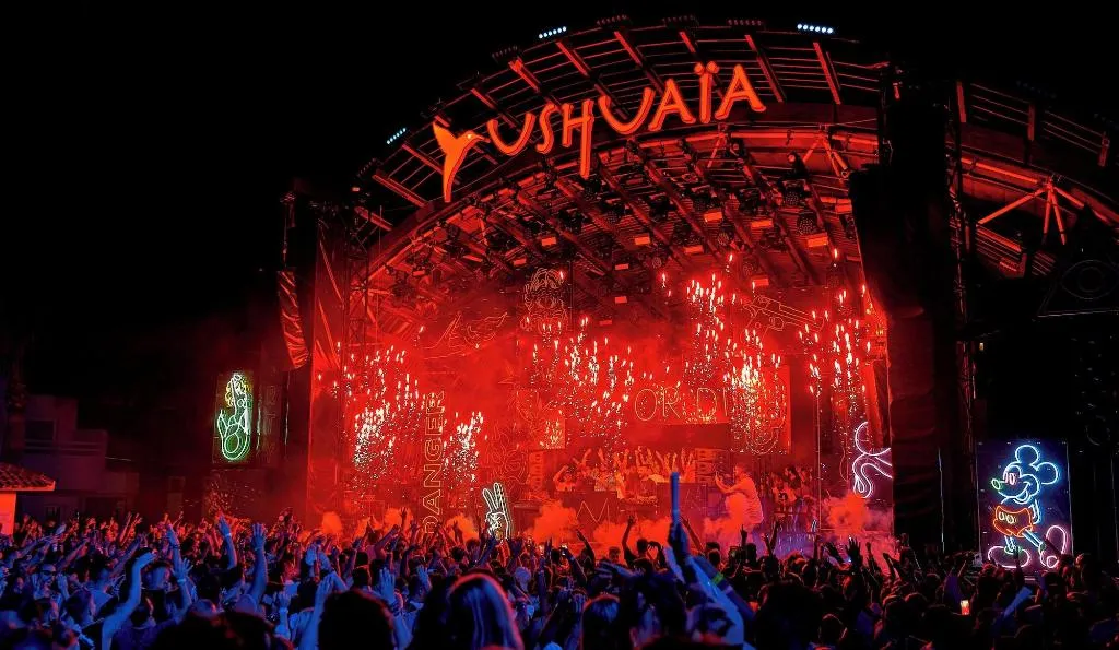 Sports and Entertainment, Ushuaia Ibiza Beach Hotel – Adults Only, Ibiza