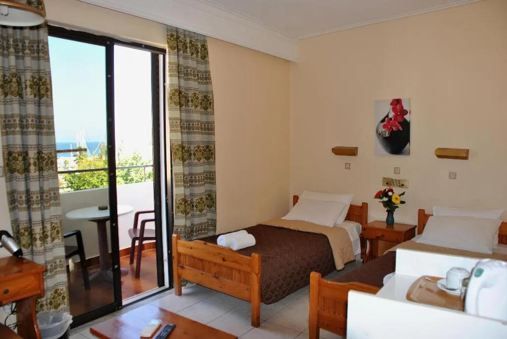 TRIPLE STANDARD Room, Yiorgos, Kos