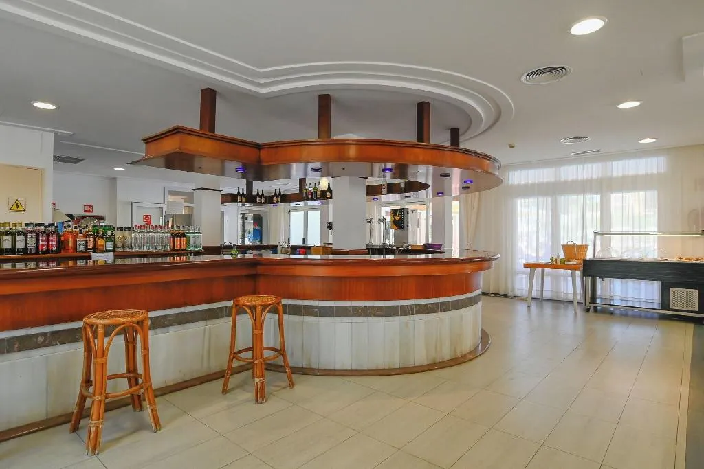 Bar, Club Hotel Cala Ratjada, Majorca