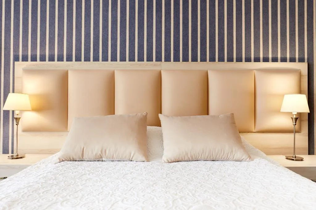 TRIPLE STANDARD Room, Willa Labelle, Krakow