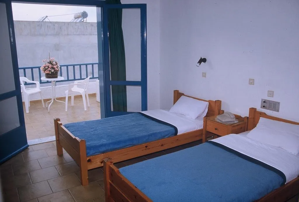 SINGLE STANDARD Room, Friday, Crete