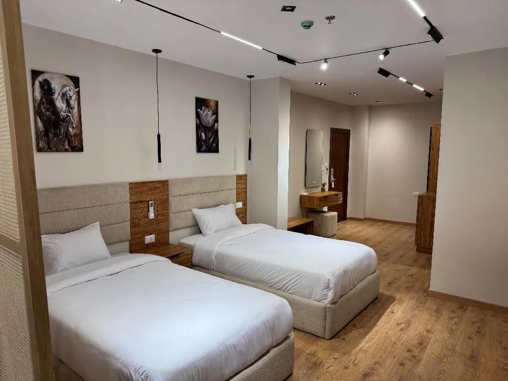 SUITE WITH BALCONY Room, Palacio Pyramids Hotel, Cairo