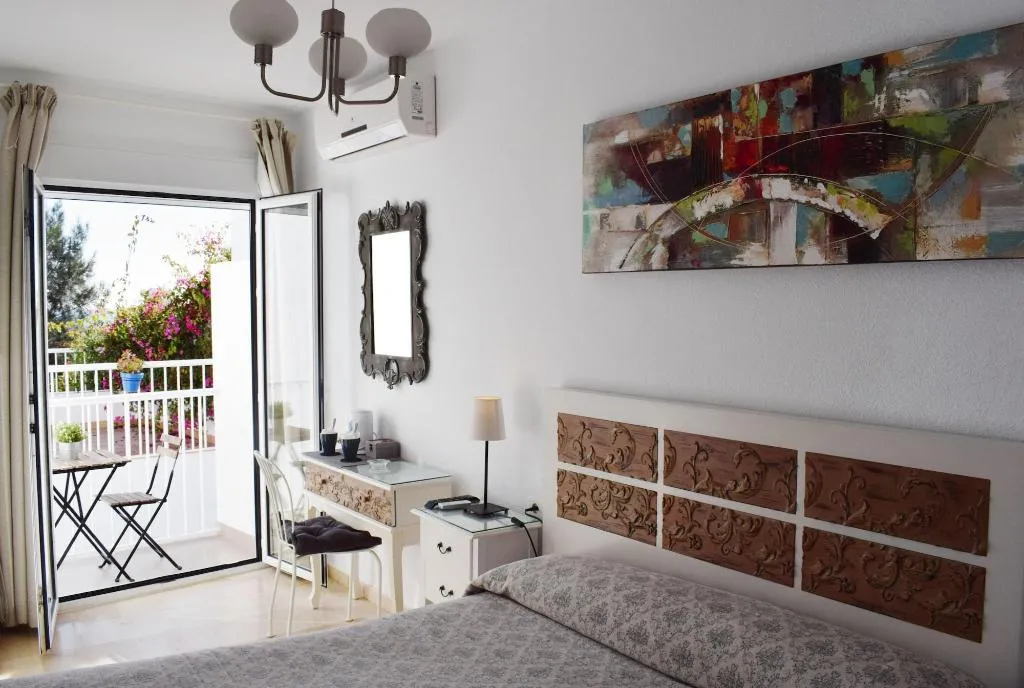 Room, Hostal Tres Soles, Costa Del Sol