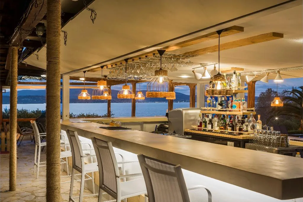 Bar, Metaxatos Apartments, Kefallinia
