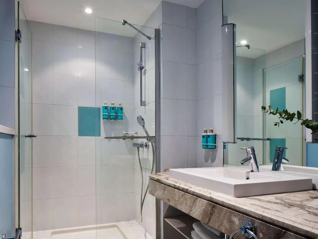 Double or Twin STANDARD Room, Novotel Athenes, Athens