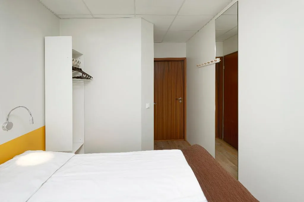 TWIN STANDARD Room, Cabin Hotel, Reykjavik