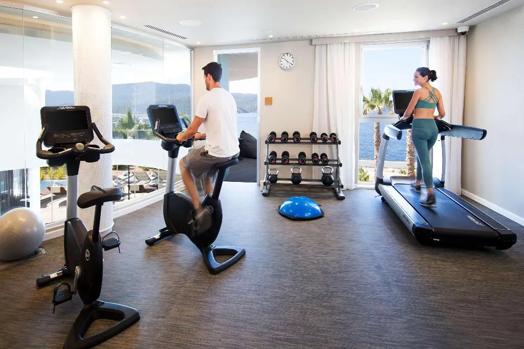 Sports and Entertainment, Club Calimera Delfin Playa, Ibiza