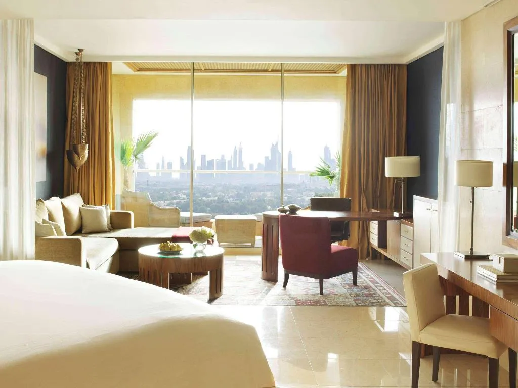 DOUBLE CLUB Room, Raffles Dubai, Dubai