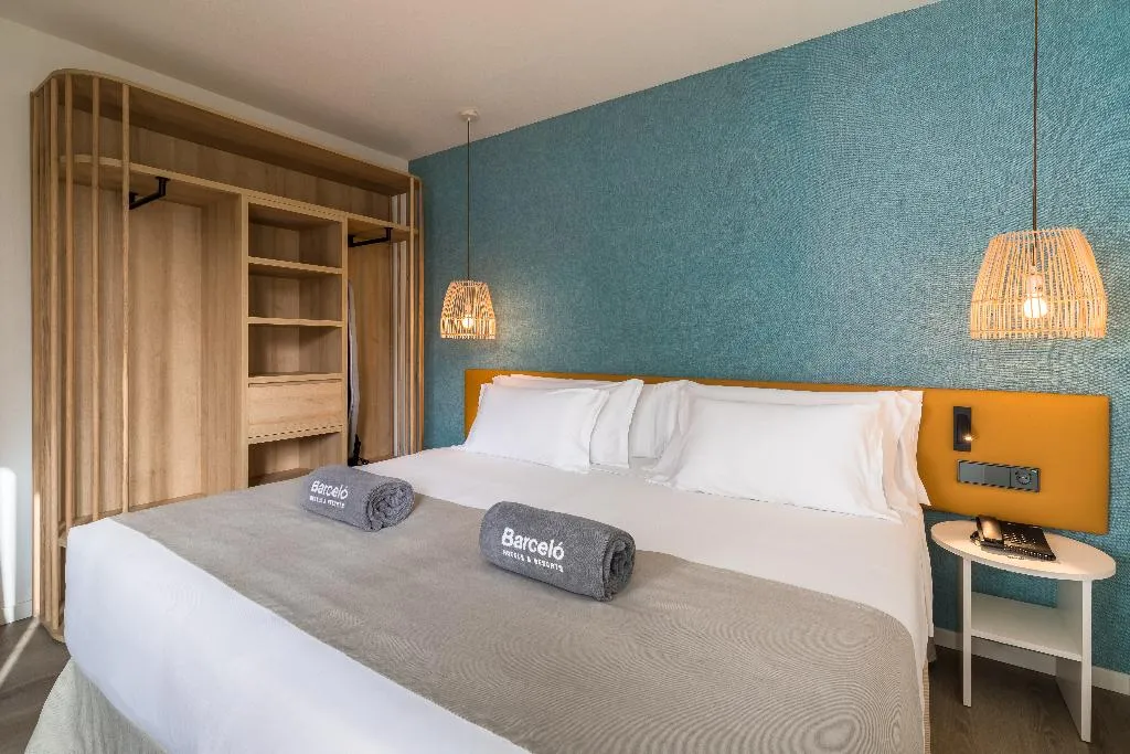 SUITE CAPACITY 2 Room, Barcelo Fuerteventura Royal Level adults only, Fuerteventura