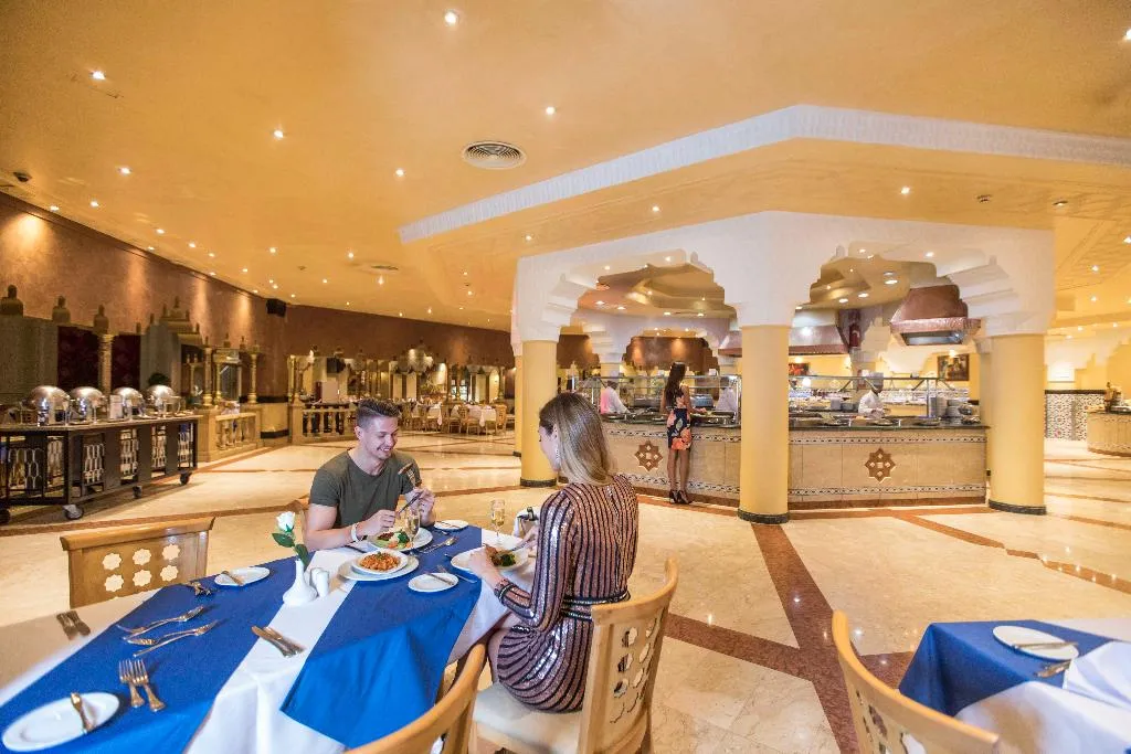 Restaurant, Sunrise Garden Beach Resort, Red Sea Riviera