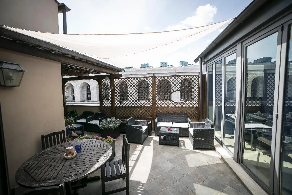 Terrace, Hotel Aphrodite, Rome