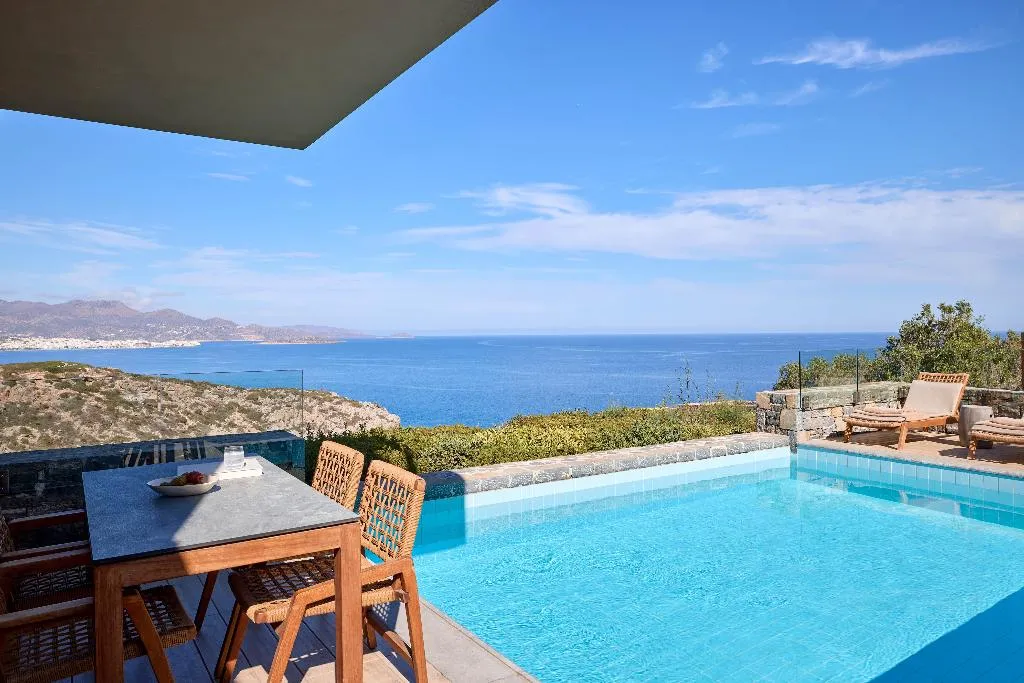 VILLA THREE BEDROOMS Room, Daios Cove, Crete