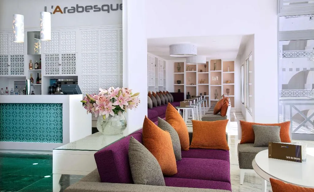 Bar, Radisson Blu Resort & Thalasso Hammamet, Tunisia
