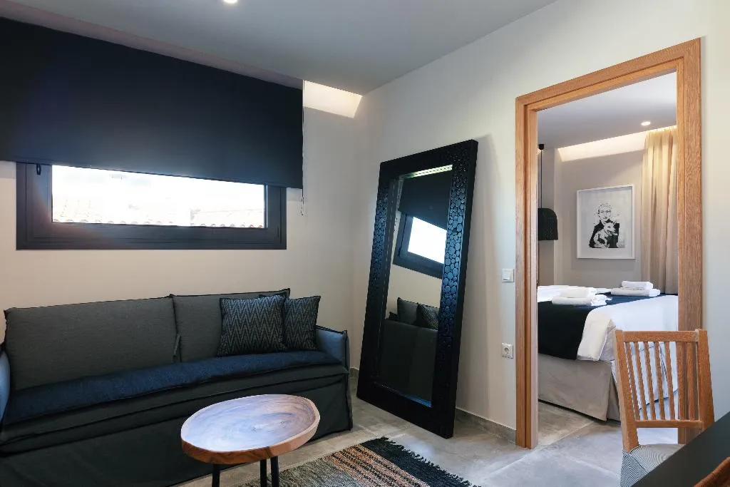 SUITE WITH BALCONY Room, Chapter 02 Gallery Suites, Crete