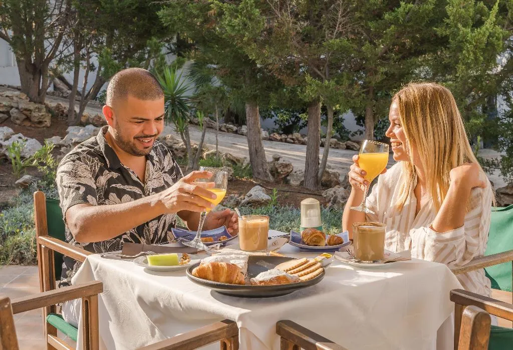 Terrace, Hotel Jeni & Restaurante, Menorca