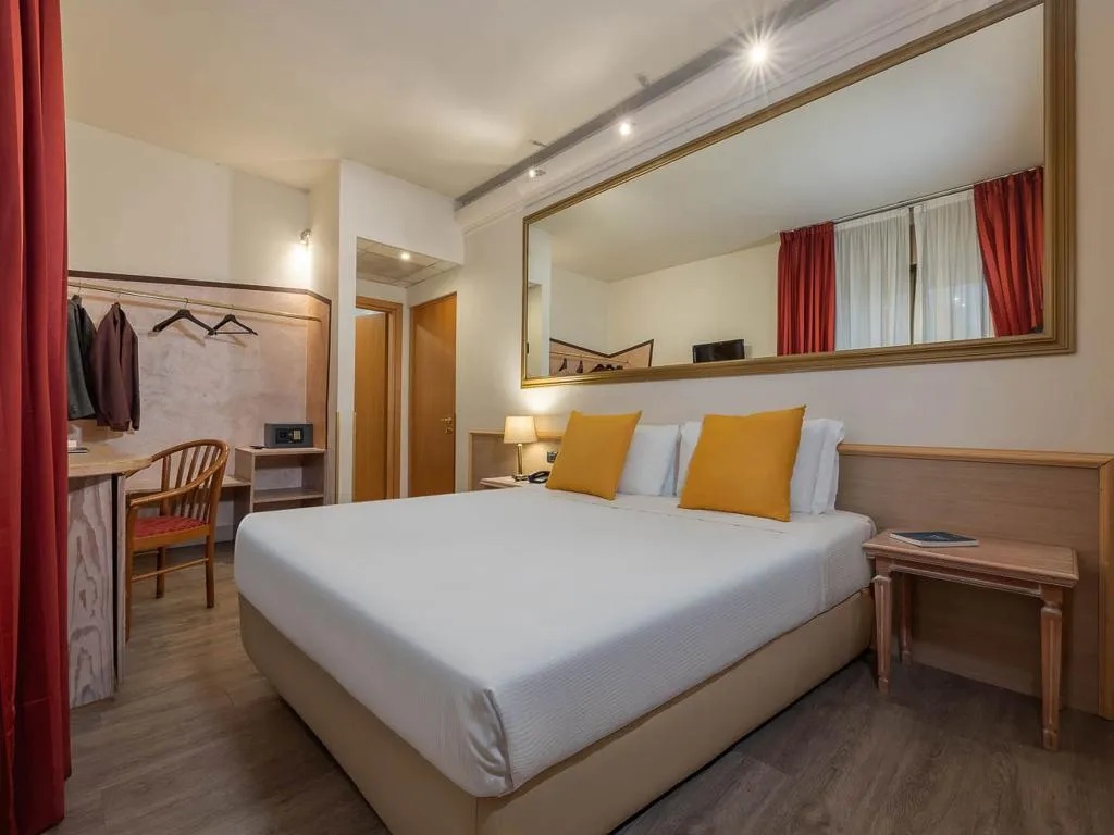 DOUBLE STANDARD Room, iH Hotels Milano St. John, Milan