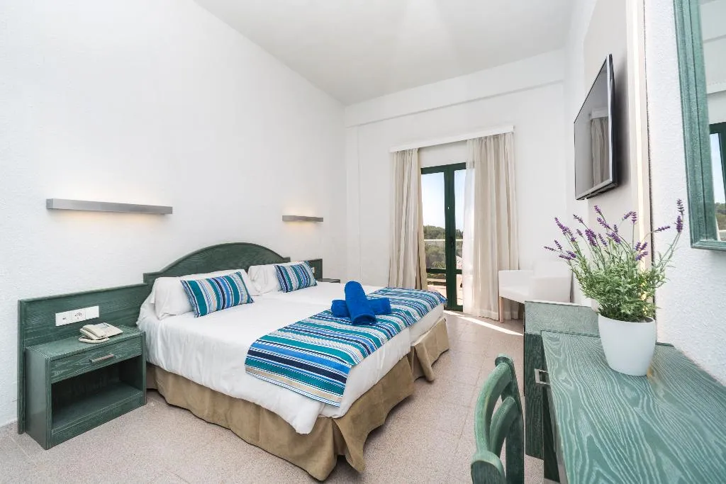 Room, Globales Cala'n Blanes, Menorca