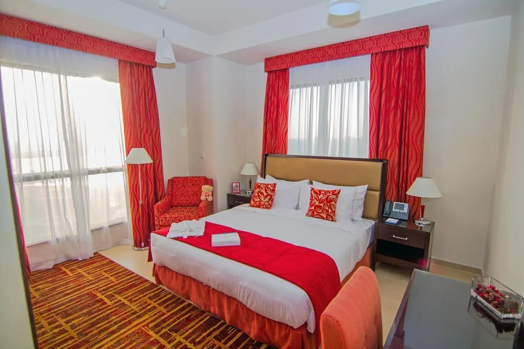 APARTMENT THREE BEDROOMS Room, Roda Amwaj Suites Jumeirah Beach Residence, Dubai