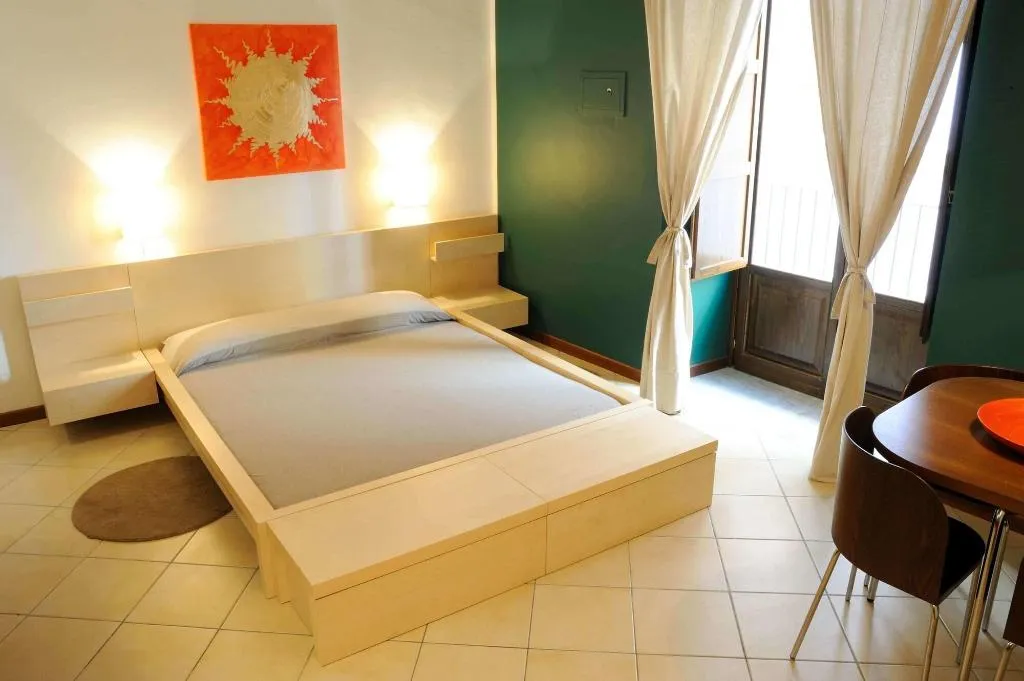 Room, Al Vicolo, Palermo