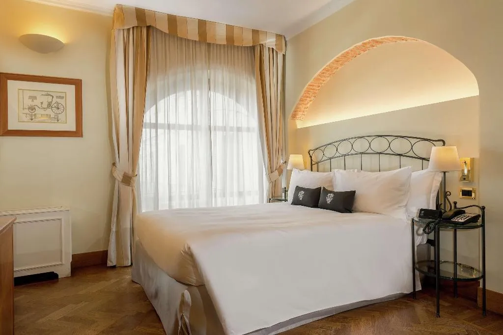 Room, Grand Hotel Villa Torretta, Curio by Hilton, Milan