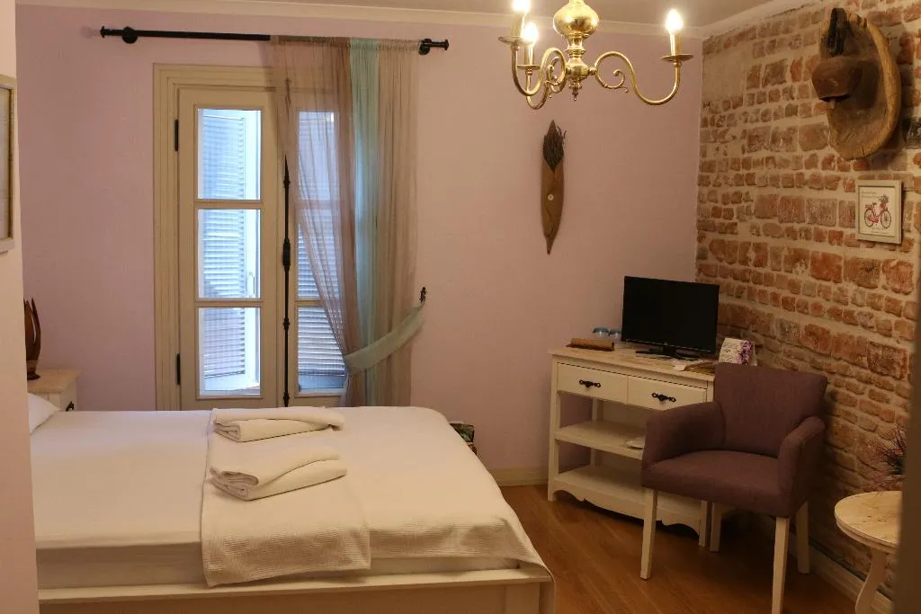 Room, Gizemli Konak, Izmir
