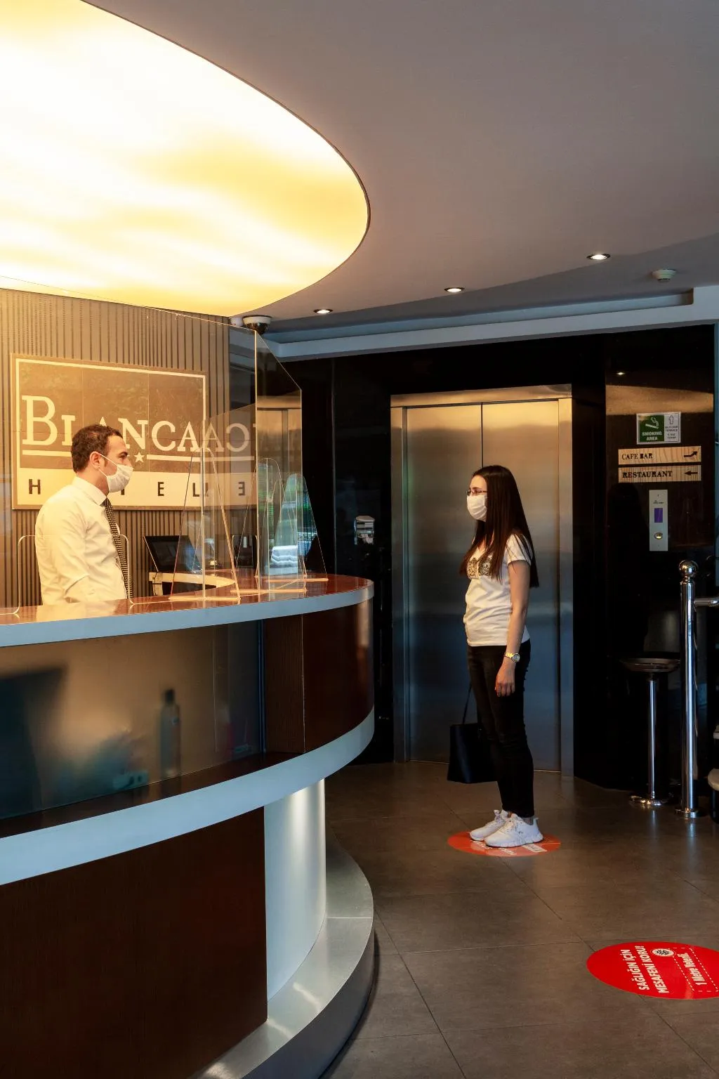 Lobby, Blanca, Izmir