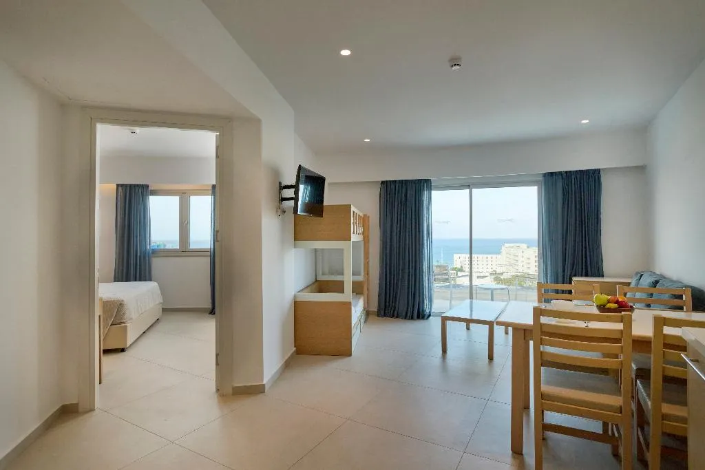 SUITE SEA VIEW ONE BEDROOM Room, Sunrise Oasis Hotel & Waterpark, Cyprus