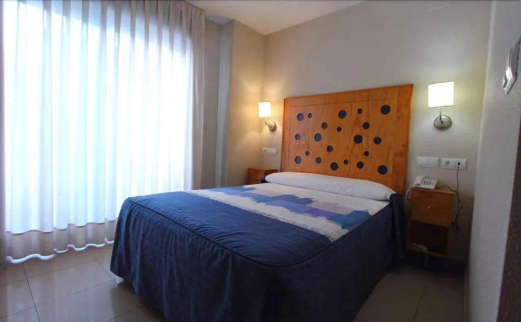 Room, Hostal Quatre Llunes, Costa Blanca