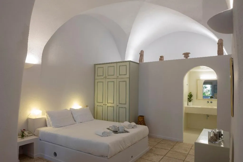 Double or Twin SUPERIOR Room, Aria Lito Mansion, Santorini