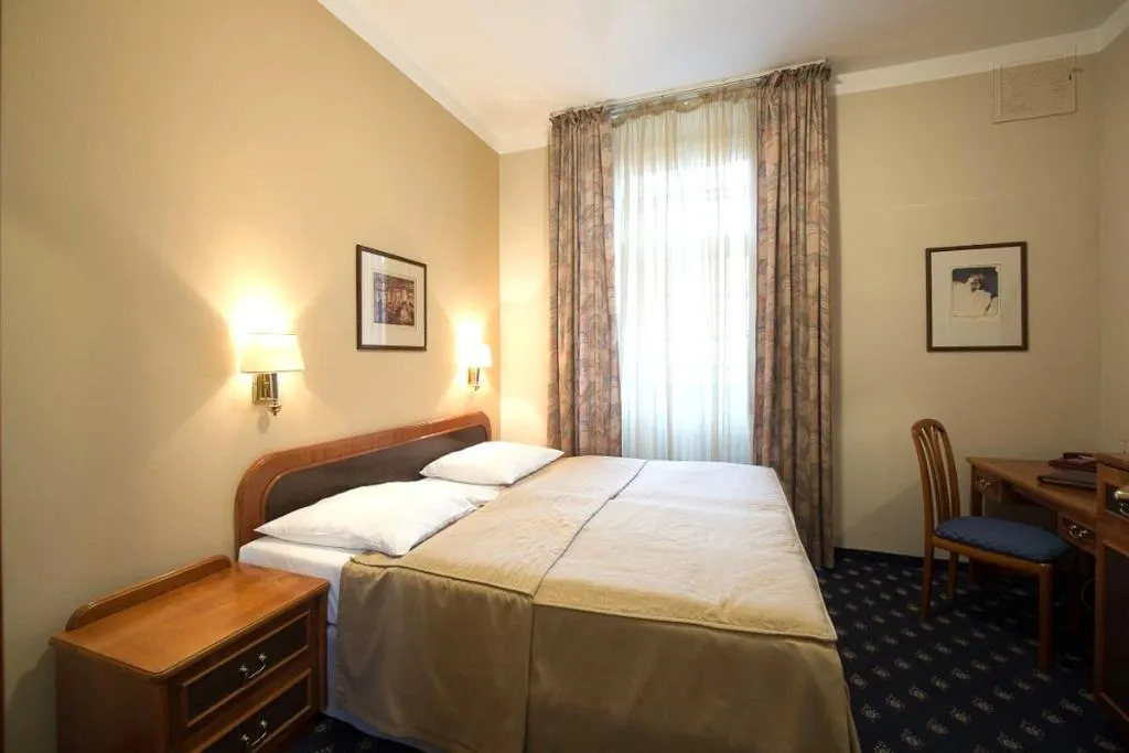 DOUBLE SUPERIOR Room, Pytloun Old Armoury Hotel Prague, Prague