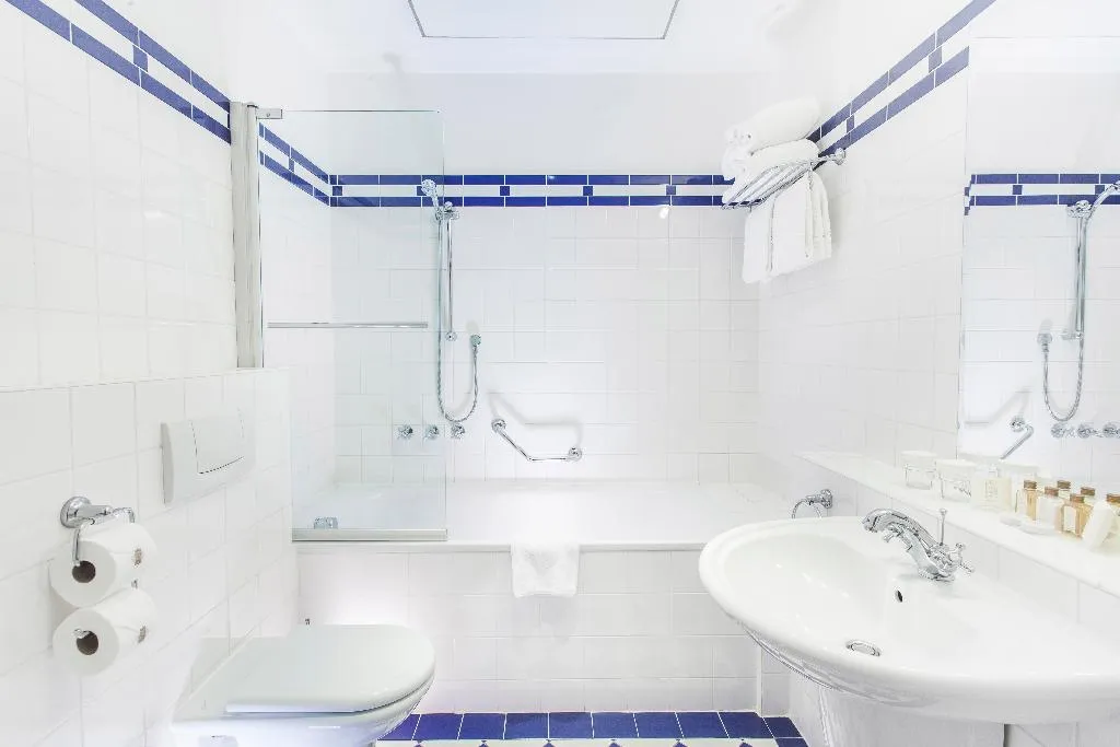 Double or Twin DELUXE Room, Hotel Paris Prague, Prague
