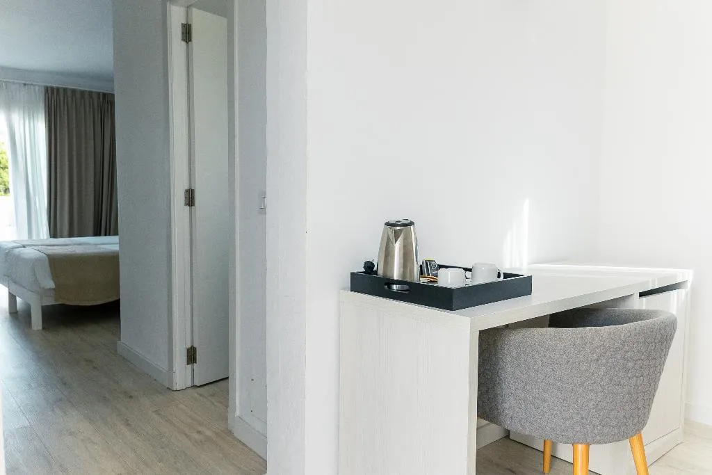Double or Twin CAPACITY 3 Room, Hotel D'Or, Majorca