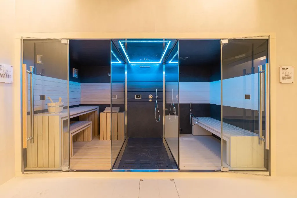 Sports and Entertainment, Luster Hotel, Lisbon