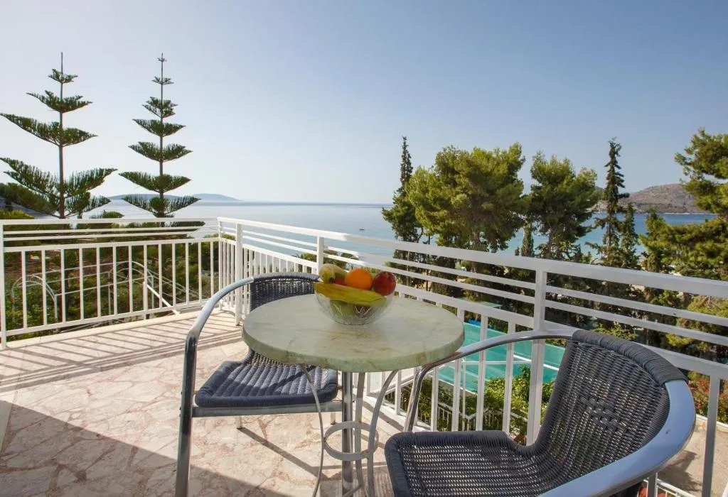 Room, Tolon Beach Hotel, Athens