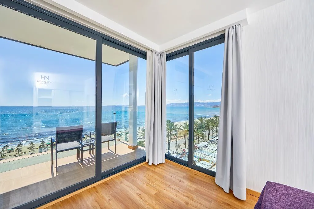 DOUBLE BAY VIEW Room, Negresco, Majorca