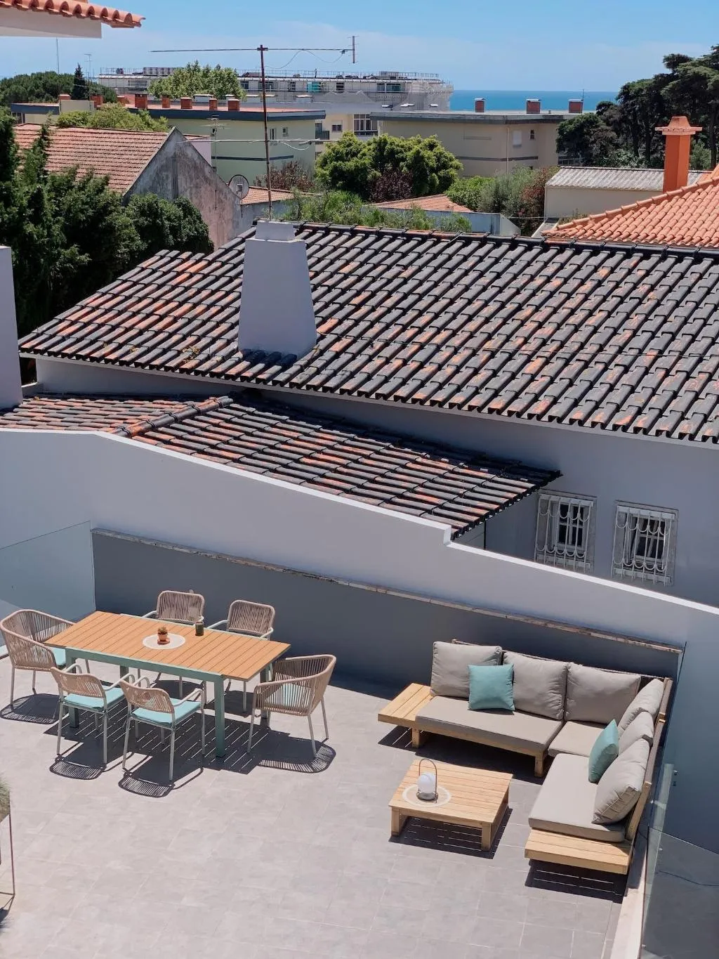Room, Luna House, Lisbon