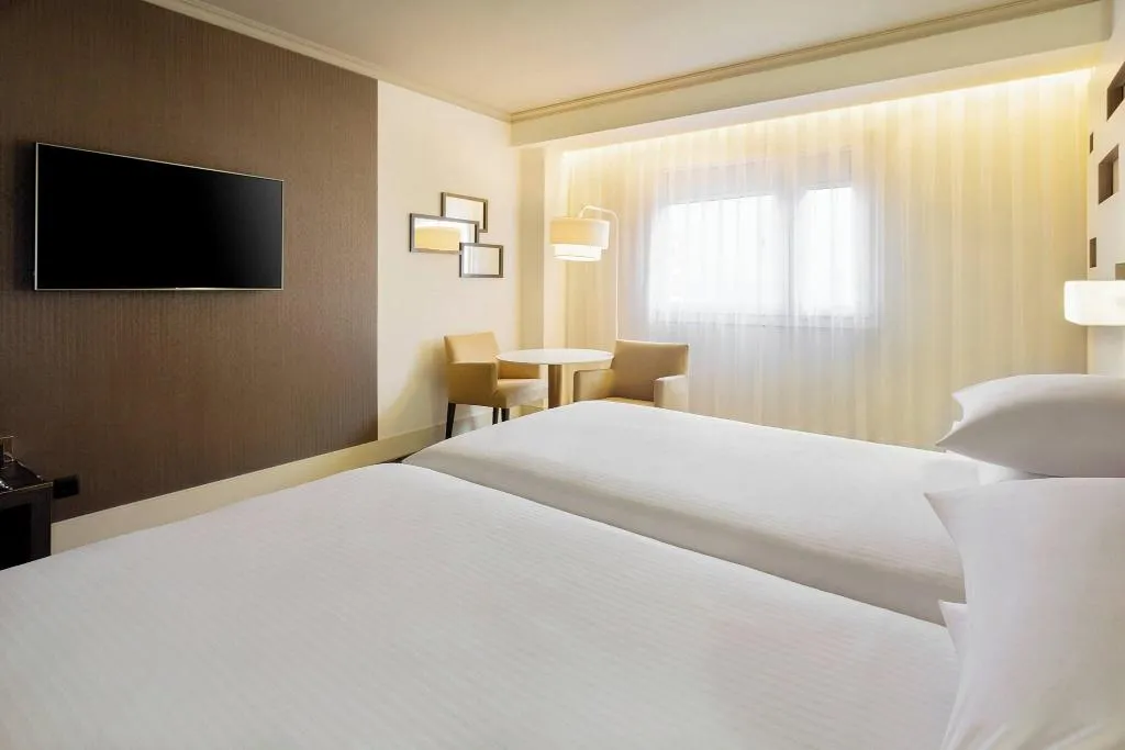 TWIN PREMIUM Room, Marriott Hotel Madrid Auditorium, Madrid