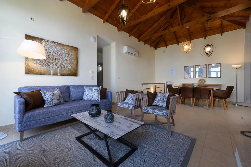 VILLA WITH PRIVATE POOL Room, Searocks Exclusive Village, Kalamata