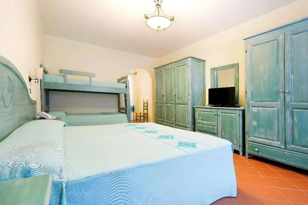 QUADRUPLE STANDARD Room, Hotiday Room Collection - Golfo Aranci, Olbia
