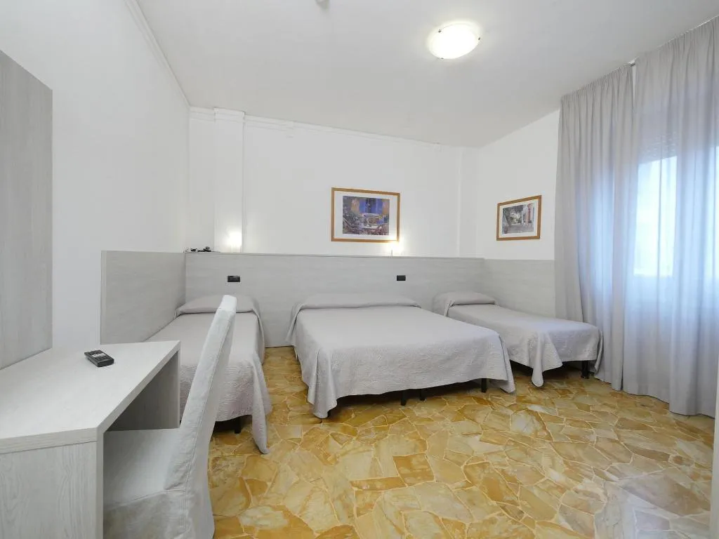 Room, Florence House Careggi, Florence