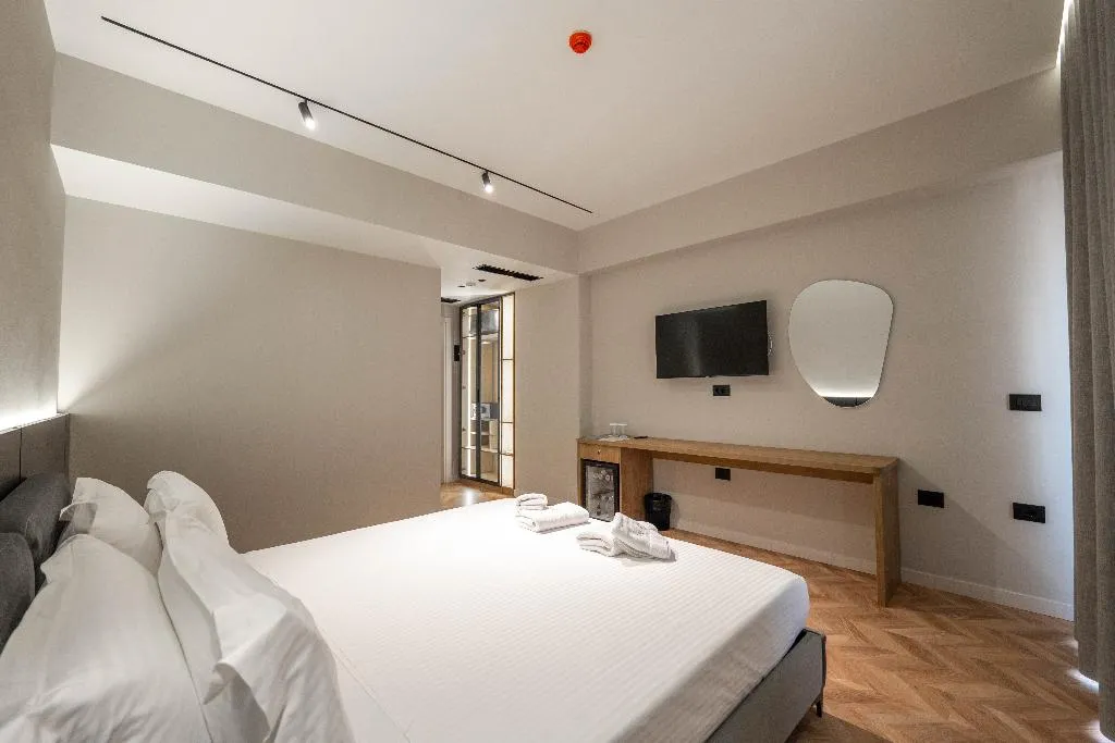 DOUBLE DELUXE Room, Sasso Hotel, Kavaje