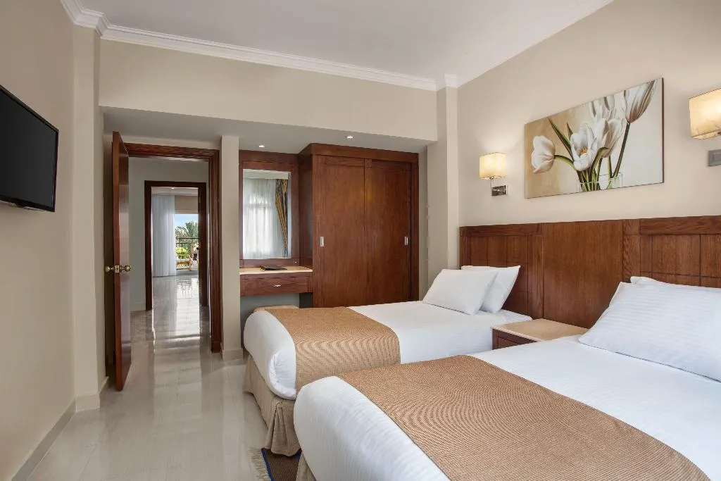 FAMILY ROOM CAPACITY 2 TWO BEDROOMS Room, Sultan Gardens Resort, Red Sea Riviera
