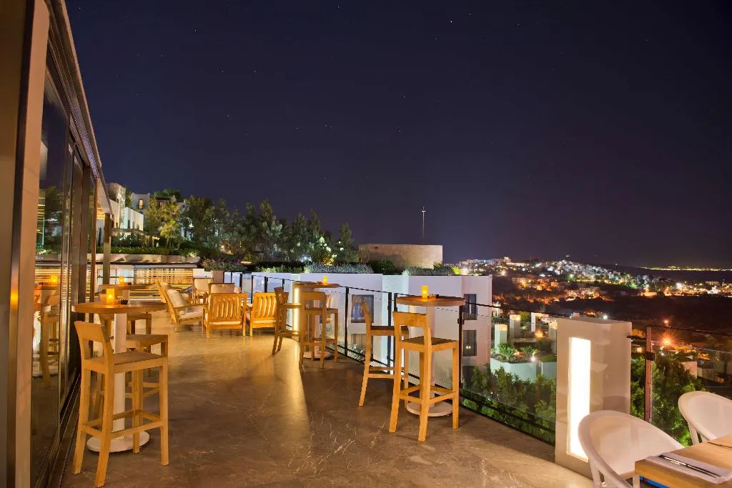 Bar, Ramada Resort by Wyndham Bodrum, Bodrum